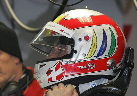 Tom Kristensen ved at gøre sig klar til turen ud på den regnvåde Hockenheim.